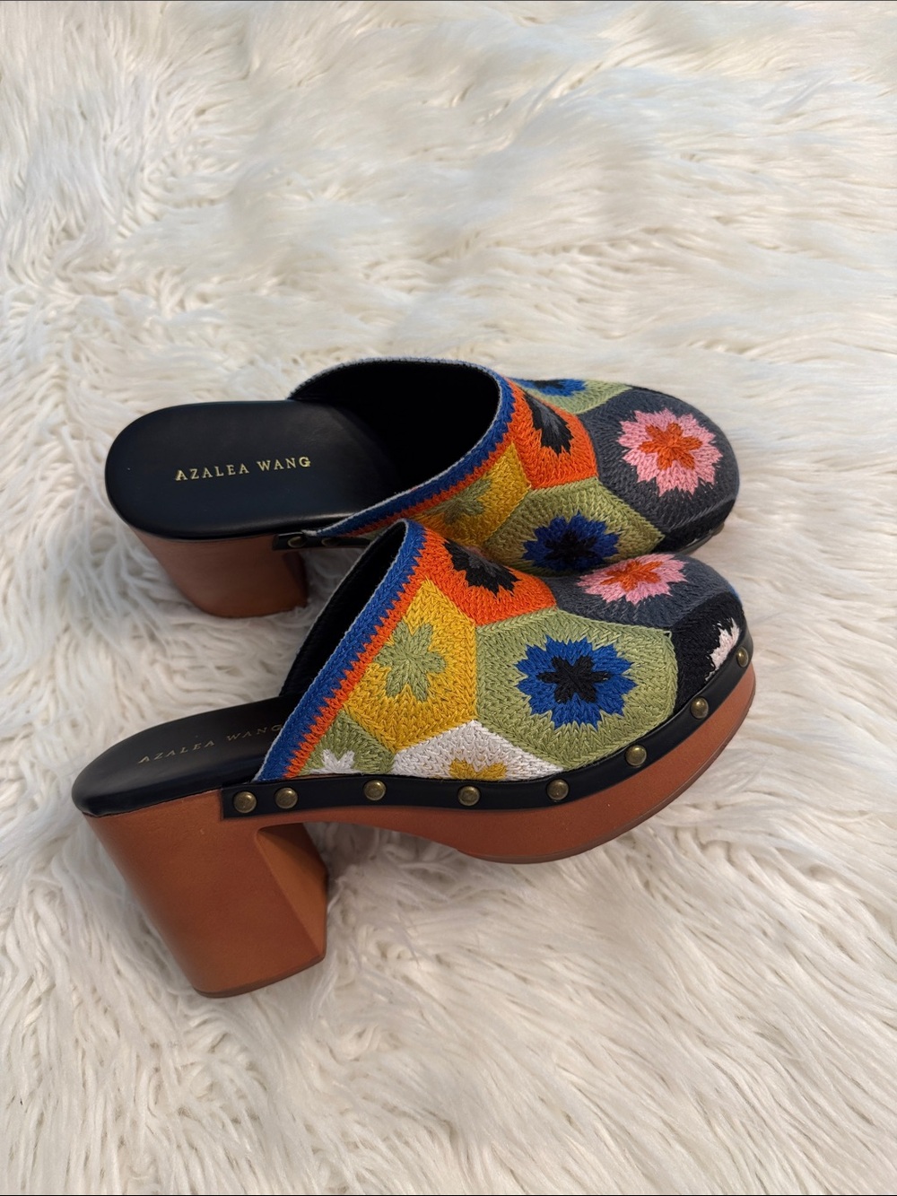 Azelea Wang Multicolor Floral Crochet Clog Heels size 40 excellent condition